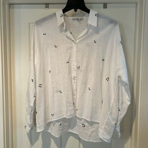 Forever 21 White Shirt with Black Music Note Embroidery